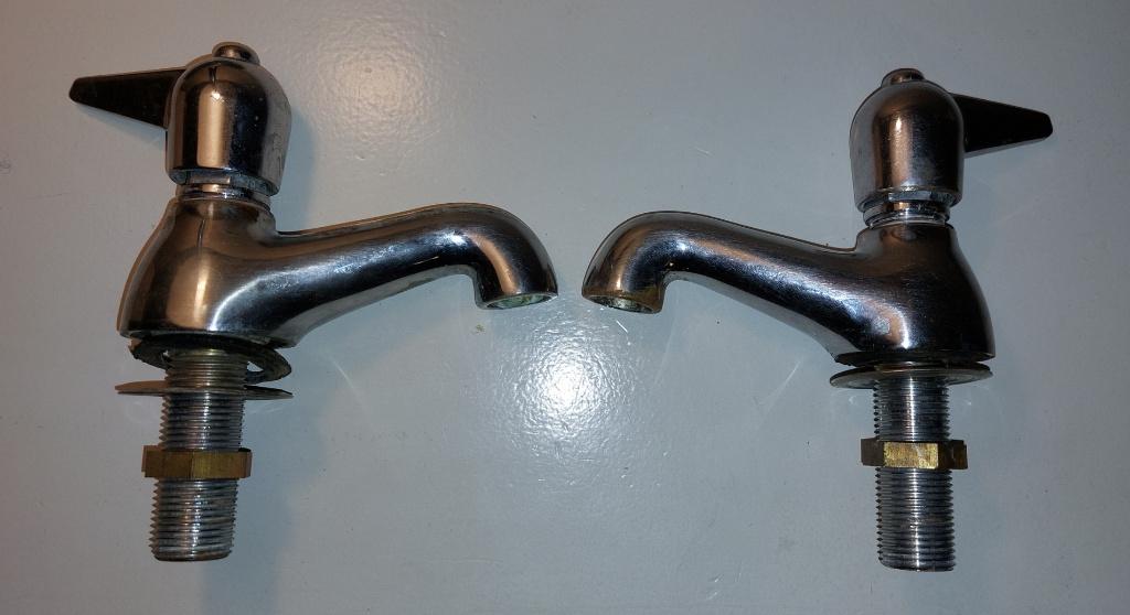 Paire de robinets de lavabo art déco (vintage), Bricolage & Construction, Sanitaire, Utilisé, Robinet, Chrome, Cuivre, Enlèvement ou Envoi