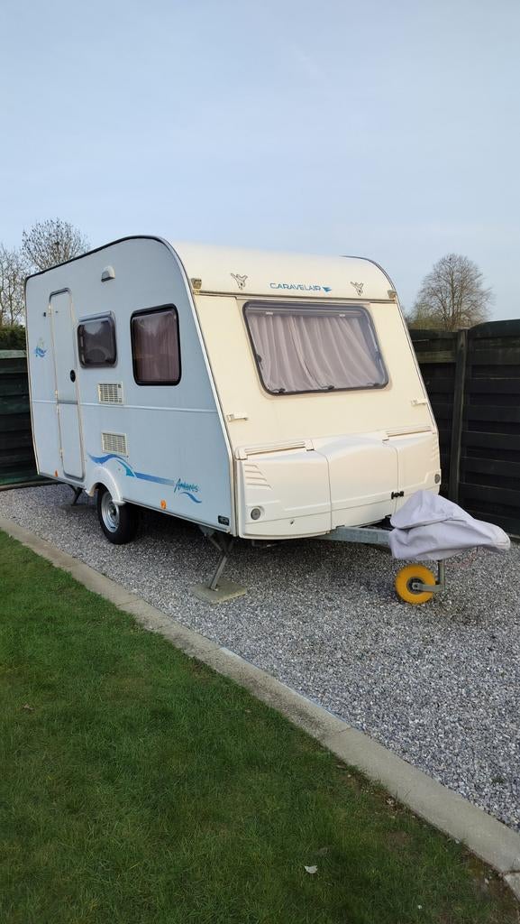 Caravelair Antares 375, Caravanes & Camping, 4 à 5 mètres, Particulier, Poêle, Lit transversal