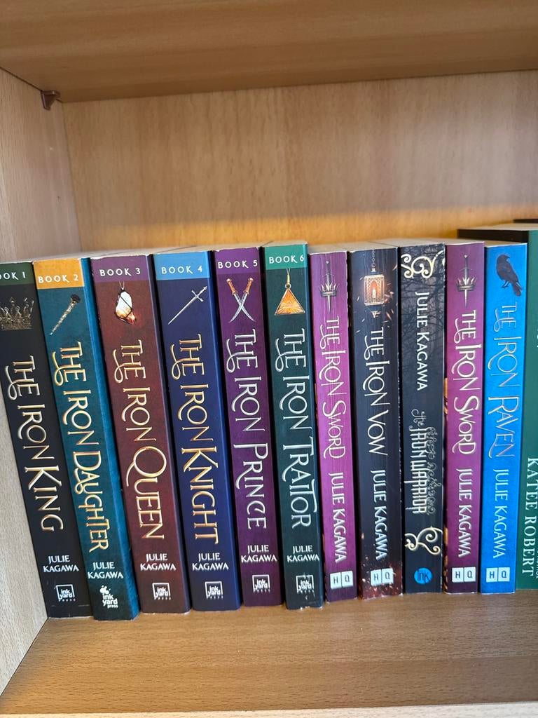 Julie Kagawa The Iron Fey serie complete set, Ophalen, Zo goed als nieuw