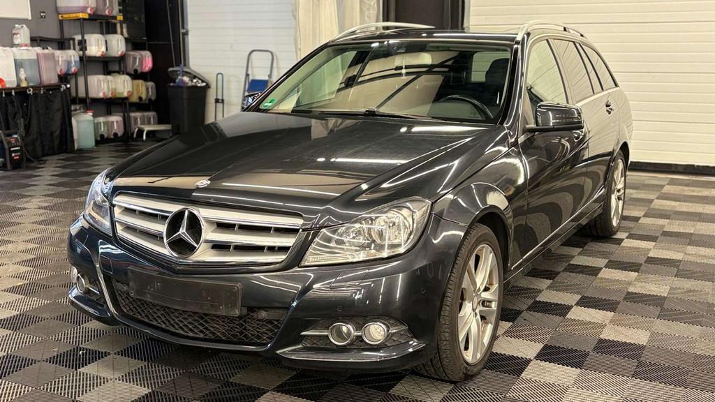 Mercedes-Benz C 200 CDI Avantgarde BJ 2014 KM 217000 REEDS V, Auto's, 2175 kg, Gebruikt, Zwart, 4 cilinders