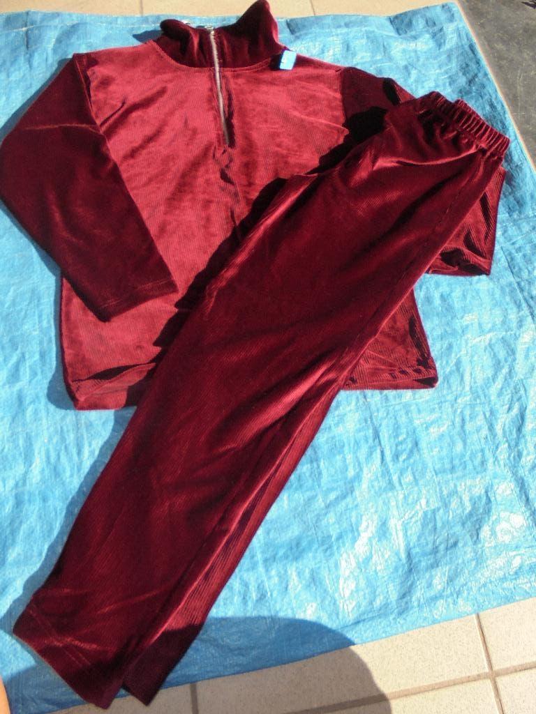 nieuw tweedelig pak voor meisjes van 12jaar broek en pul, Ophalen of Verzenden, Nieuw, Broek