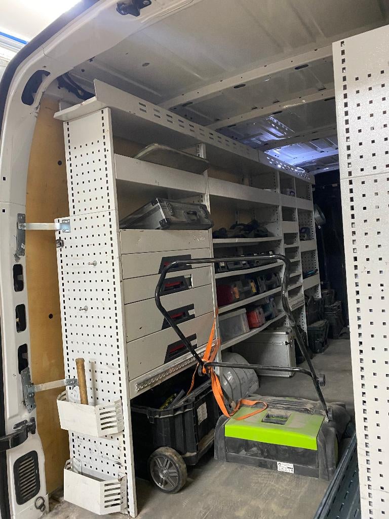 inrichting bestelwagen, Ophalen, Gebruikt