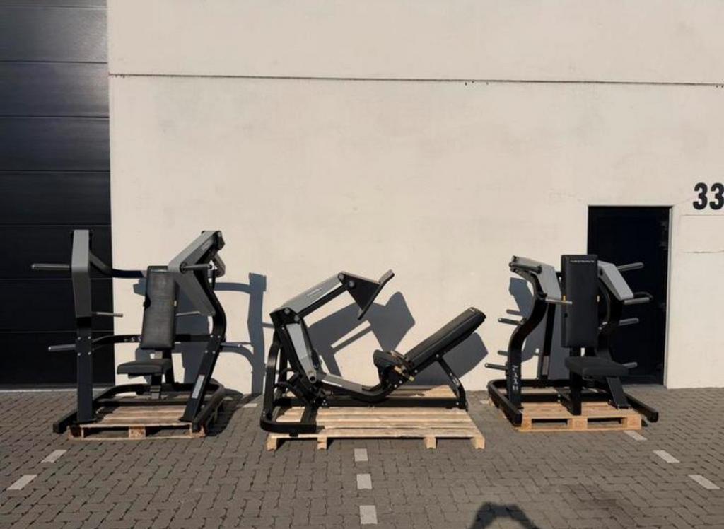 Technogym Pure strength setje! In nieuwe staat!!, Sport en Fitness, Ophalen, Zo goed als nieuw