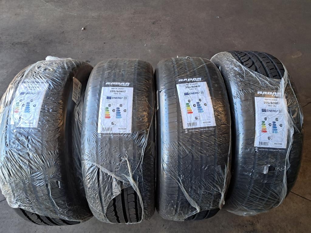 255/60/17 255/60R17 2556017 été neuf, Enlèvement