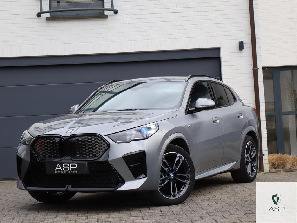 BMW iX2 20 eDrive | M sportpakket | 2024, Autos, BMW, 0 kg, 0 kg, IX, Noir