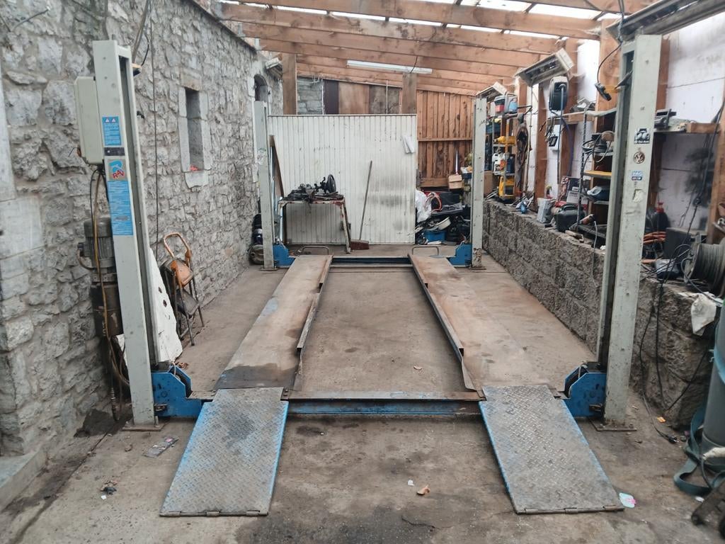 Een brug met 4 kolommen verkopen of ruilen, Ophalen, Gebruikt