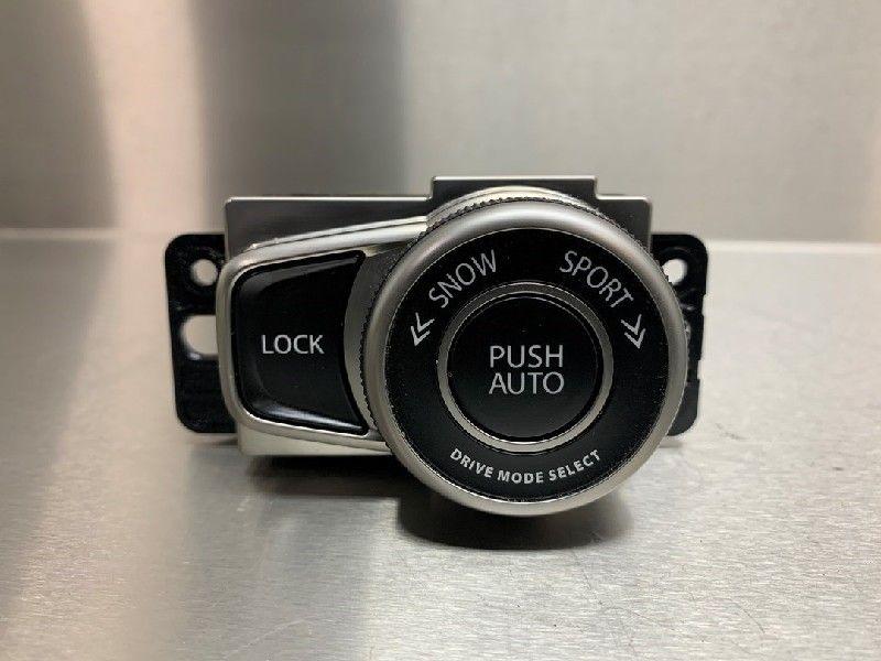 DIVERSEN Selectiehendel 4X4 Vitara (LY / MY) (|CZ9830Y772|), Gebruikt, Suzuki