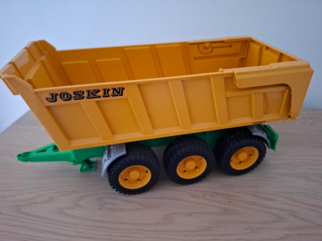 Remorque Bruder basculante Joskin, Enlèvement