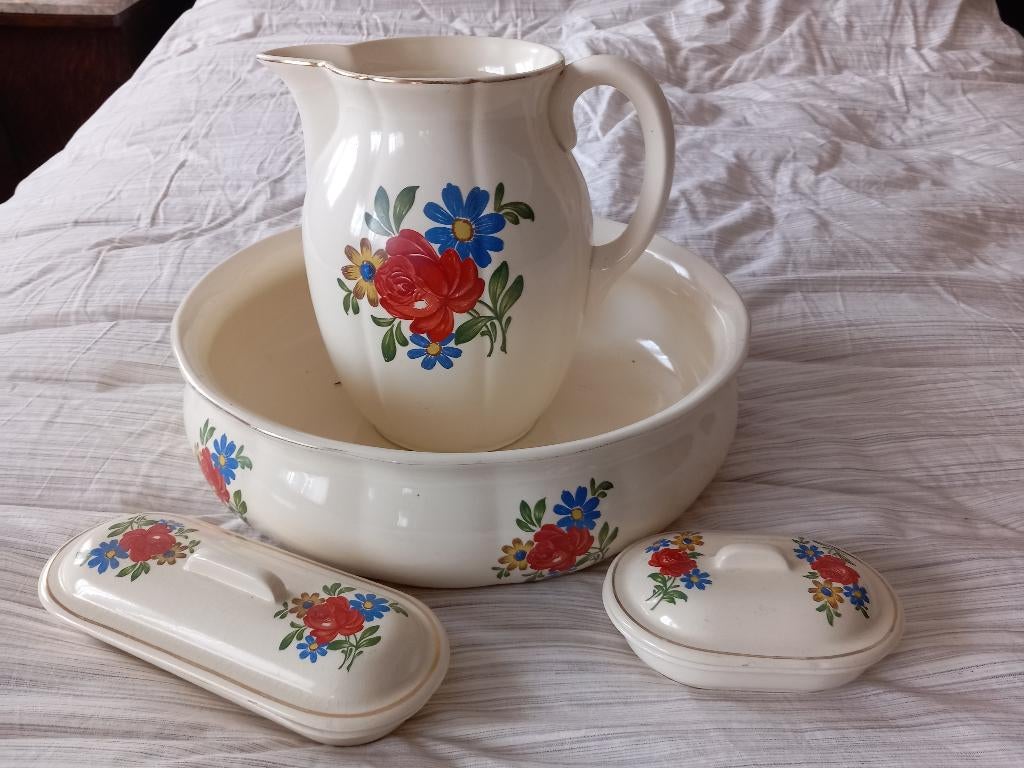 Waskom en bijbehorendheden, Antiek en Kunst, Antiek | Keramiek en Aardewerk, Ophalen