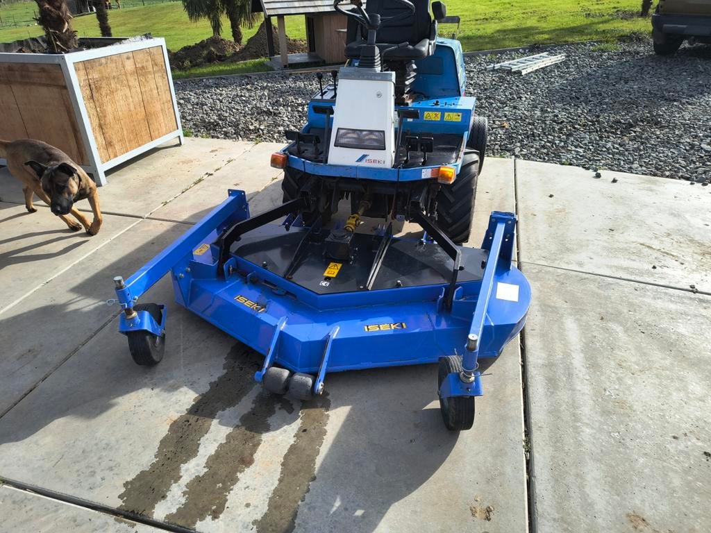 Iseki frontmaaier sf330, Ophalen