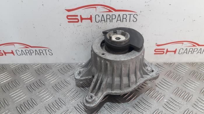 Support moteur d'un Mercedes C-Klasse, 3 mois de garantie, Utilisé, -, -