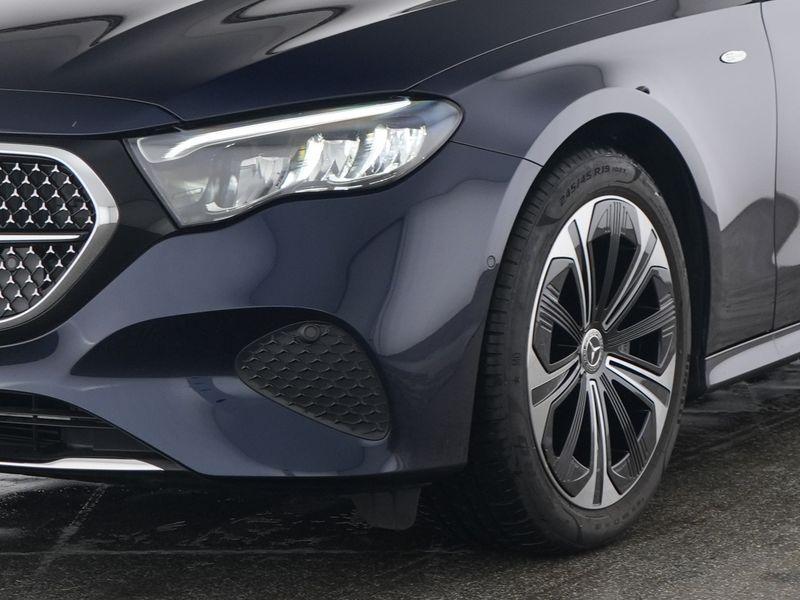 Mercedes-Benz E-klasse 300 DE Break Luxury Line | 360° Came, Auto's, Mercedes-Benz, Automaat, 197 pk, Gebruikt, Zwart