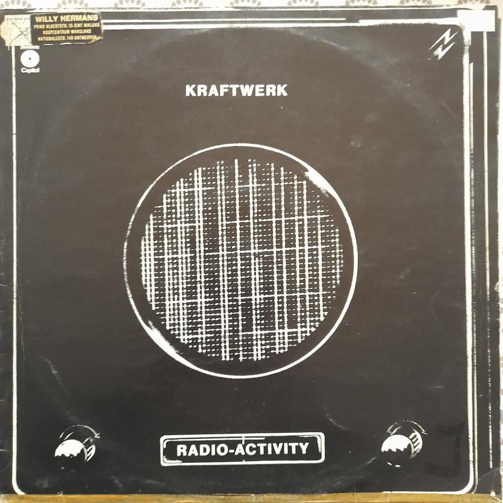 LP vinyl - Kraftwerk	Radio-activity, Enlèvement, Utilisé, 12 pouces