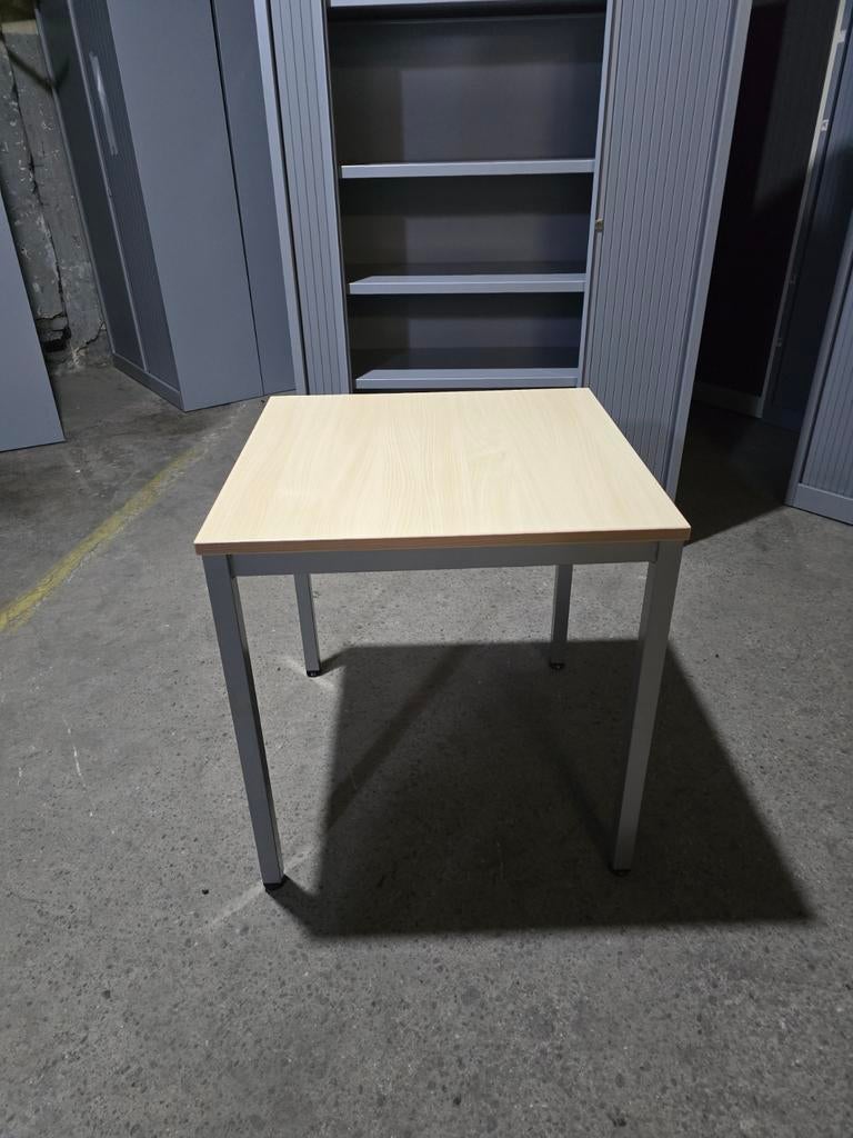 Table de réunion, bureau, cuisine  professionnelle 70x70, Enlèvement ou Envoi, 50 à 100 cm, Métal, 50 à 75 cm
