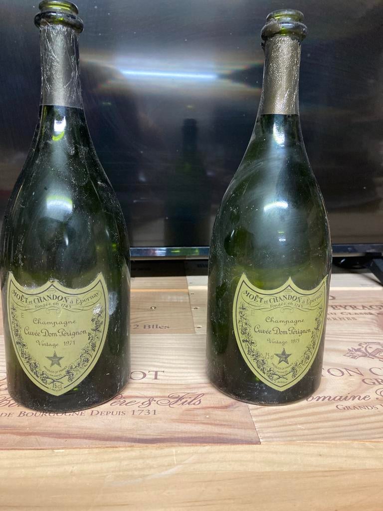 Lege oude flessen dom Perignon, Enlèvement, Comme neuf