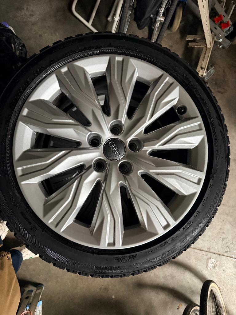 AUDI A4 ROUES HIVER, Autos : Pièces & Accessoires, Pneus & Jantes, Neuf, Pneus et Jantes, Pneus hiver, Véhicule de tourisme