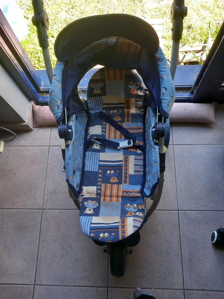 Poussette bleu poupée ou doudou avec poignée réglable, Collections, Enlèvement, Utilisé