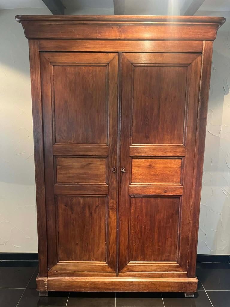 Massieve houten kleerkast – landelijke stijl, Huis en Inrichting, Kasten | Kleerkasten, Ophalen, Overige materialen, Met deur(en)