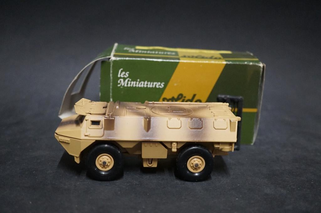 Solido Renault 4x4 pantserwagen - 1/50 - TOP, Ophalen of Verzenden, Zo goed als nieuw