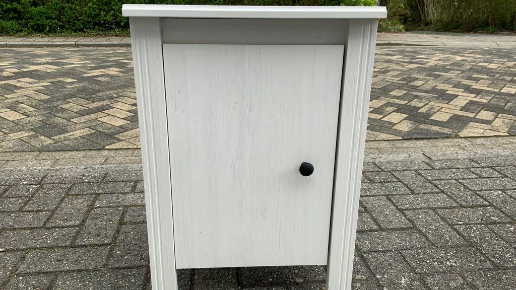 Ikea nachtkastje, Huis en Inrichting, Slaapkamer | Nachtkastjes, Ophalen, Gebruikt, Minder dan 45 cm, 55 tot 70 cm