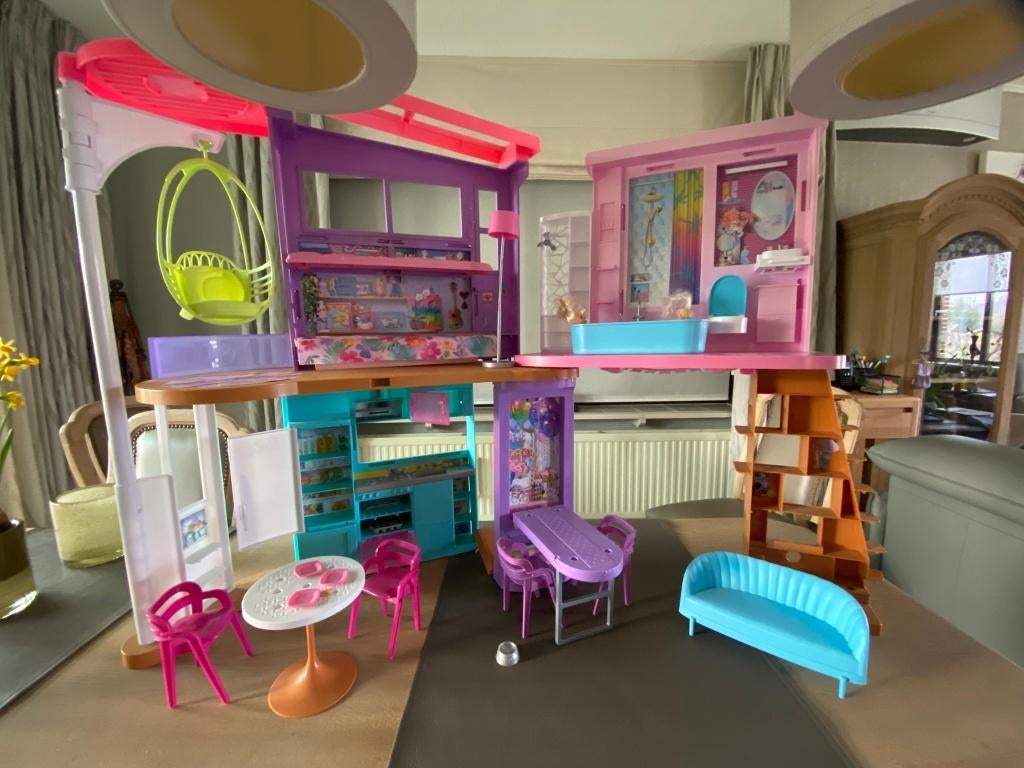 poppenhuis barbie, Enfants & Bébés, Jouets | Maisons de poupées, Enlèvement, Utilisé, Maison de poupées