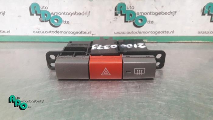 Commutateur éclairage d'urgence d'un Daihatsu Cuore (Cuore, Daihatsu, -, 3 mois de garantie, Utilisé