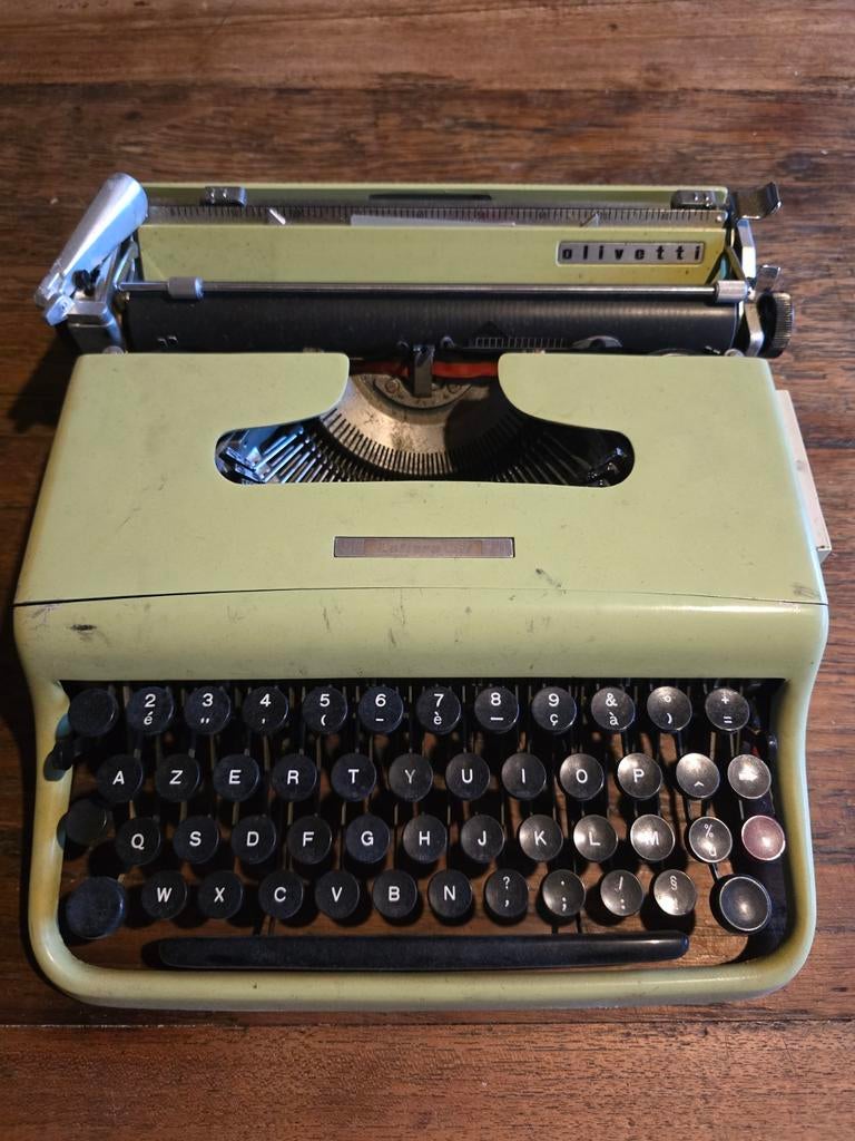 Olivetti typemachine, Ophalen