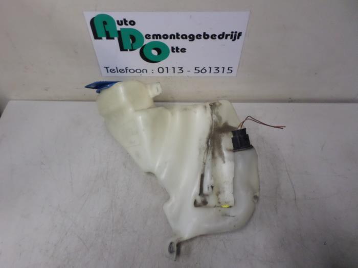 Ruitensproeiertank voor van een Volkswagen Passat (Passat 96, Gebruikt, -, Volkswagen, -