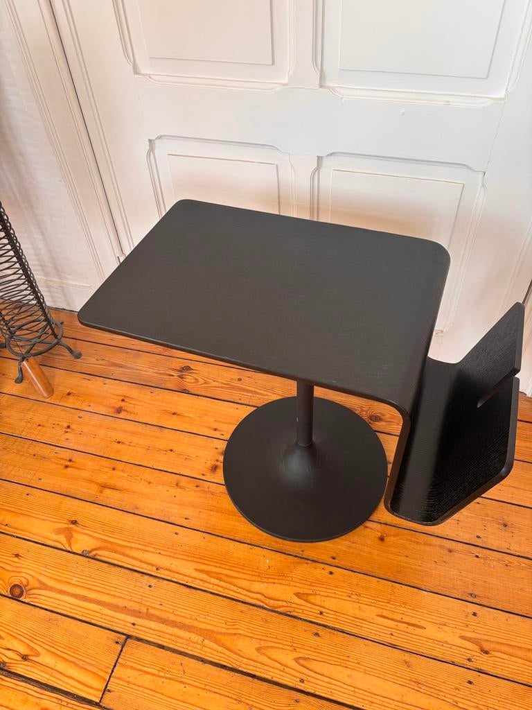 Table d’appoint salon, Huis en Inrichting, Woonaccessoires | Krantenbakken en Lectuurbakken, Ophalen, Gebruikt