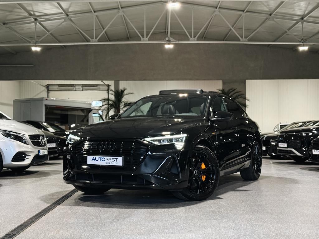 Audi E-Tron 50 Sportback Quattro S-Line ‘Black Edition’, Auto's, Audi, Automaat, 230 kW, Zwart, 5 zetels