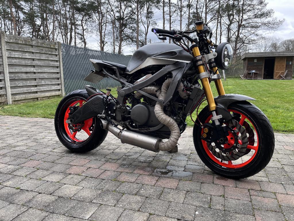 Custom bike Suzuki A100 / Vulcan 800 / R6 parts BTW!, Motos, Motos | Suzuki, Permis Moto A, 800 cm³, 2 cylindres, Particulier