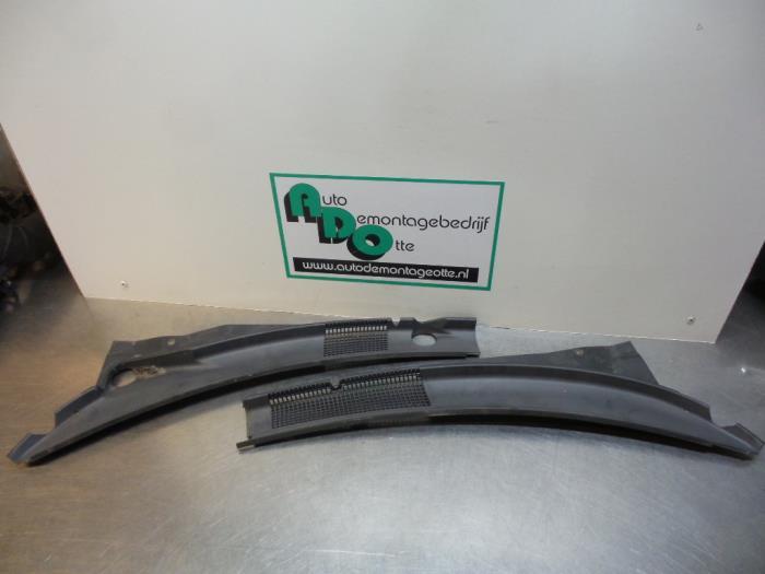 Paravent d'un Hyundai Coupe (Coupe 96-) (LE), -, 3 mois de garantie, Utilisé, Hyundai