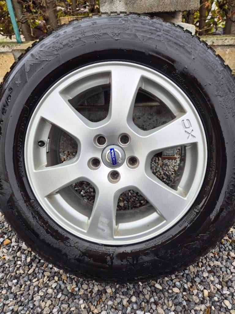 Jantes hiver VOLVO XC 40, Autos : Pièces & Accessoires, Pneus hiver, Véhicule de tourisme, 17 pouces, Enlèvement
