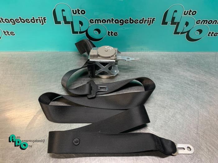Veiligheidsgordel links-achter van een BMW 3-Serie (3-Serie, Gebruikt, -, -, Ophalen of Verzenden