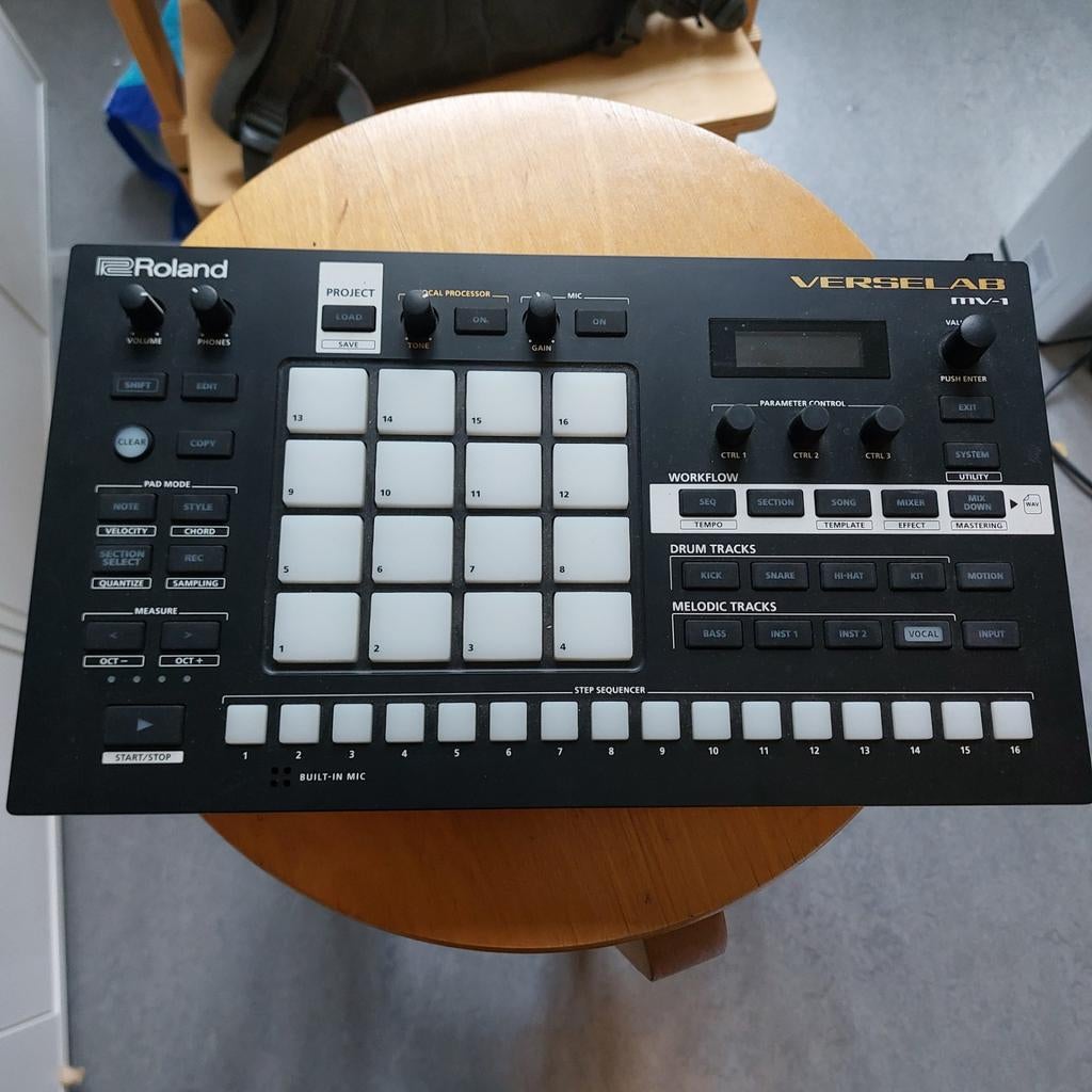 Roland verselab mv-1, Muziek en Instrumenten, Ophalen