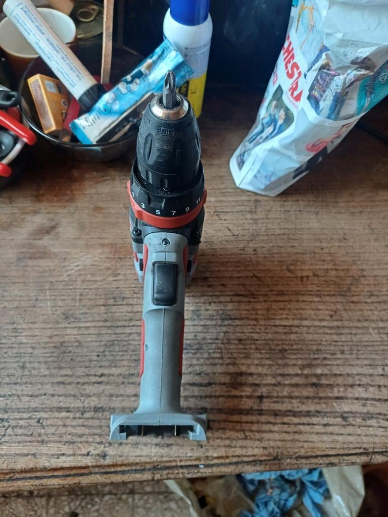 Foreuse sans chargeur, Bricolage & Construction, Enlèvement