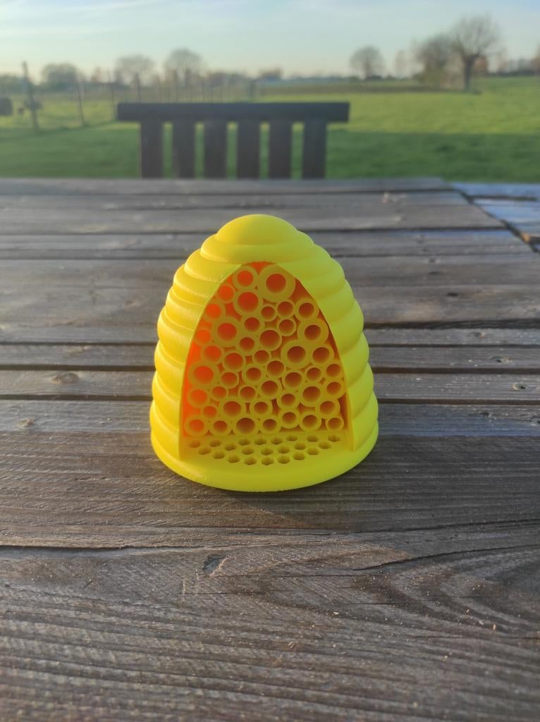 Bijenhotel, Ophalen, Nieuw