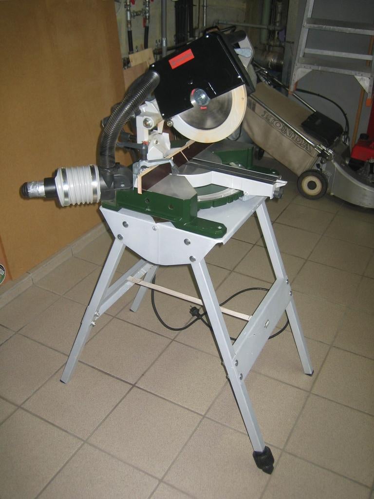 SCIE  METABO  KGS  16-300  PLUS, Bricolage & Construction, Enlèvement, Comme neuf