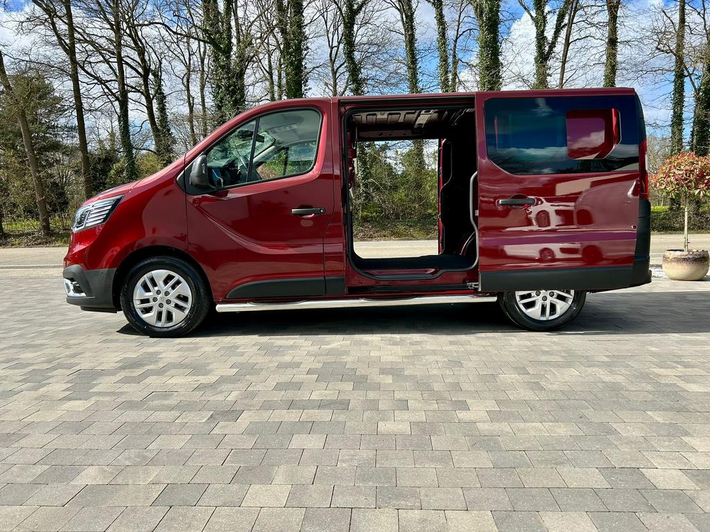 RENAULT TRAFIC | 2023 | 27.000 KM, Auto's, Euro 6, Renault, Bedrijf, Diesel