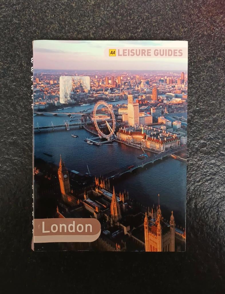 London - AA Leisure Guides, Boeken, Reisgidsen, Zo goed als nieuw, Reisgids of -boek, Europa, Verzenden