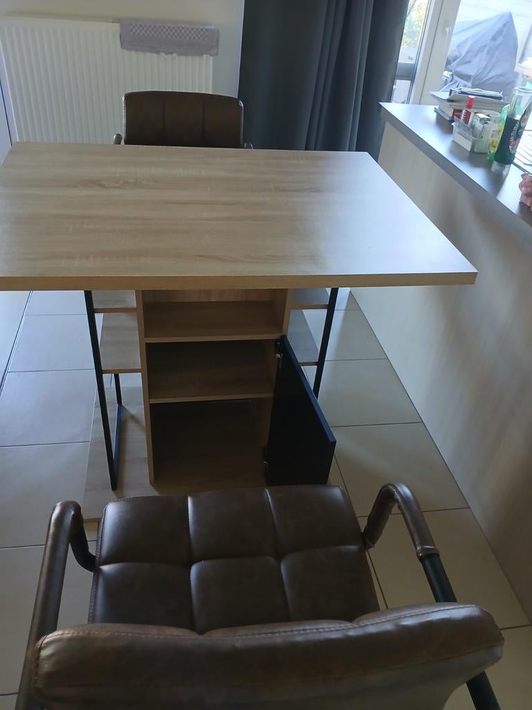 Bartafel met 2 barstoelen, Huis en Inrichting, Tafels | Statafels, Ophalen