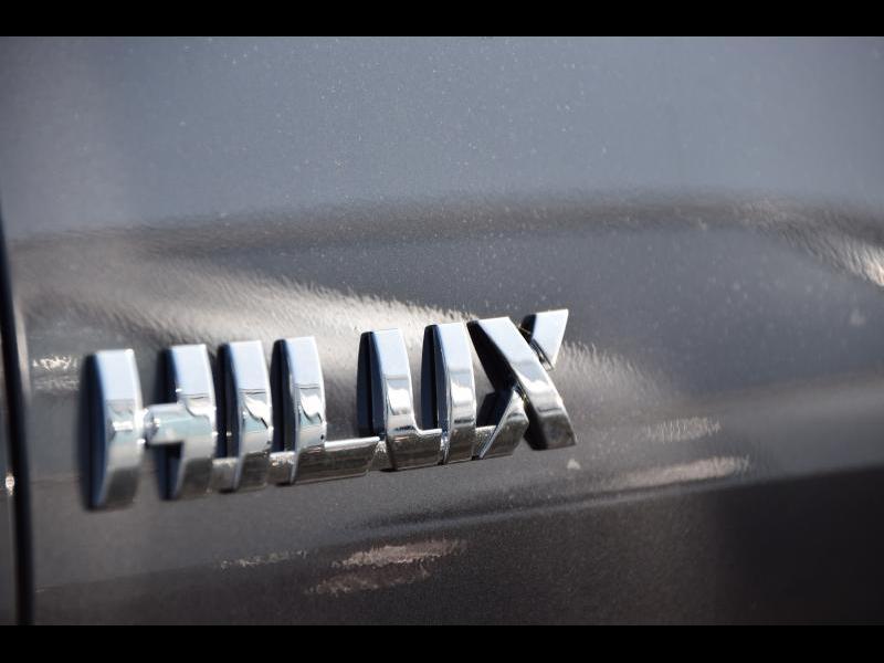 Toyota Hilux Double Cab 2.8L Diesel MHEV 6A INVINCIBLE, Achat, Autres couleurs, Noir, Diesel