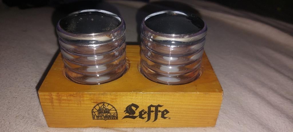 Salière et poivriè leffe, Collections, Enlèvement ou Envoi, Comme neuf