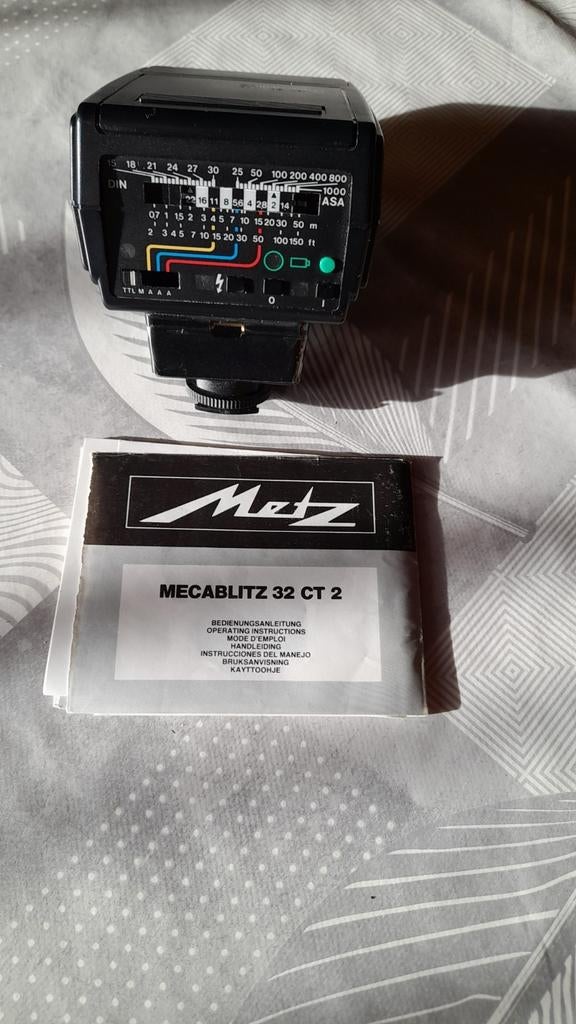 Flash mecablitz Metz 32 ct 7 et 32 ct 3, Enlèvement ou Envoi, Comme neuf