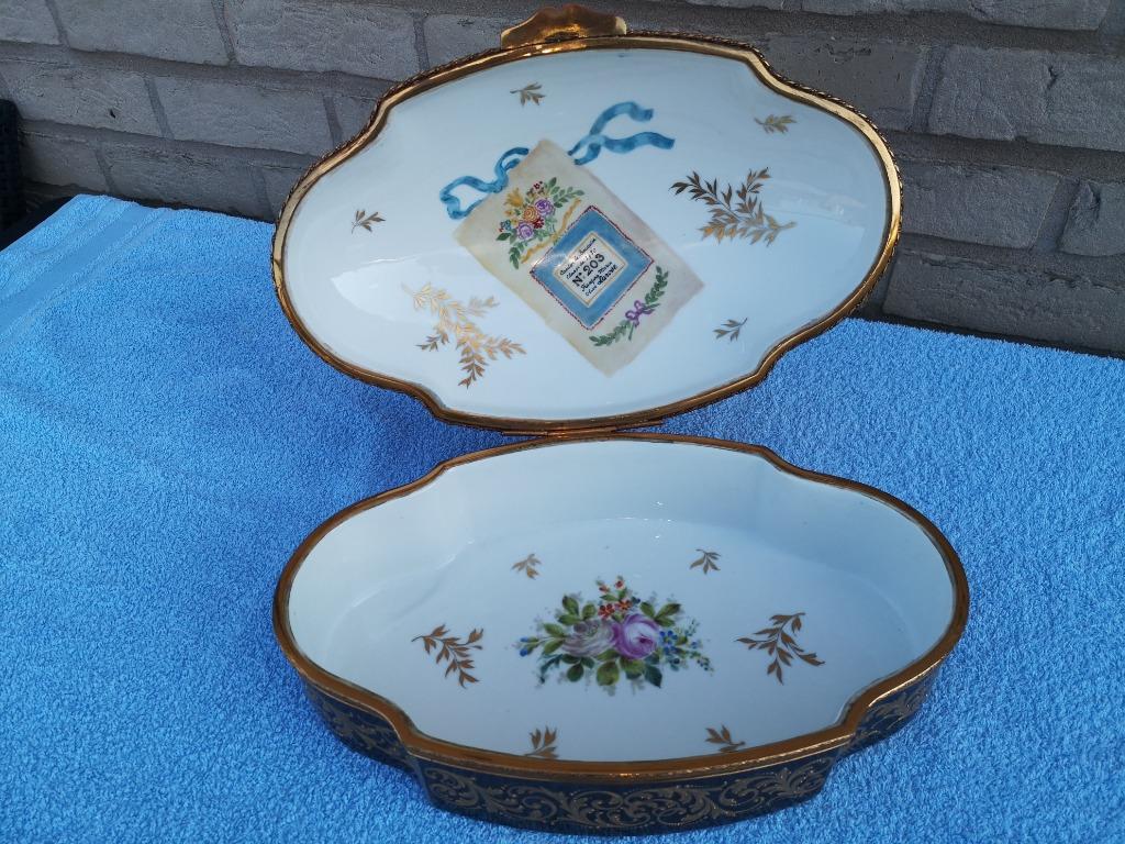 bonbonnière sèvres&maine revolution napoléon, Enlèvement