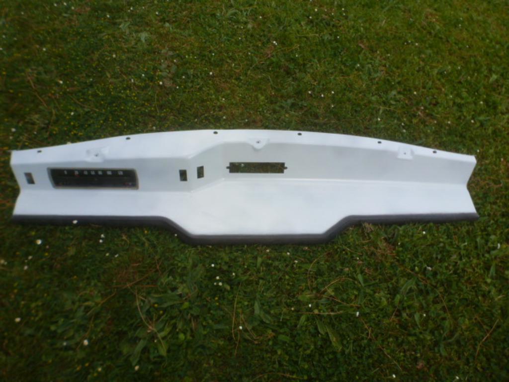 RENAULT ESTAFETTE: dashboard + teller: Jaeger, Verzenden, Gebruikt, Renault