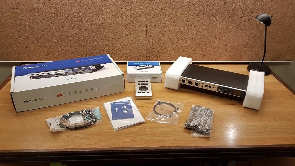 interface audio rme ufx + avec télécommande USB arc, Enlèvement ou Envoi, Comme neuf, Audio
