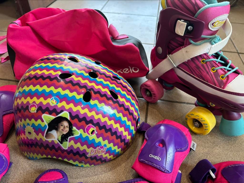 Rolleurs et equipement avec casque soy luna, Enfants & Bébés, Enlèvement, Réglable, Utilisé, Enfants