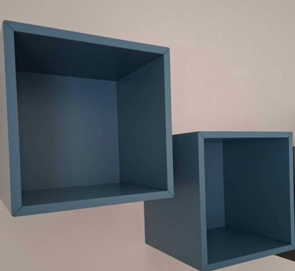 Wandkubus met bevestingssysteem.2x blauw + 2x grijs ., Ophalen, Zo goed als nieuw