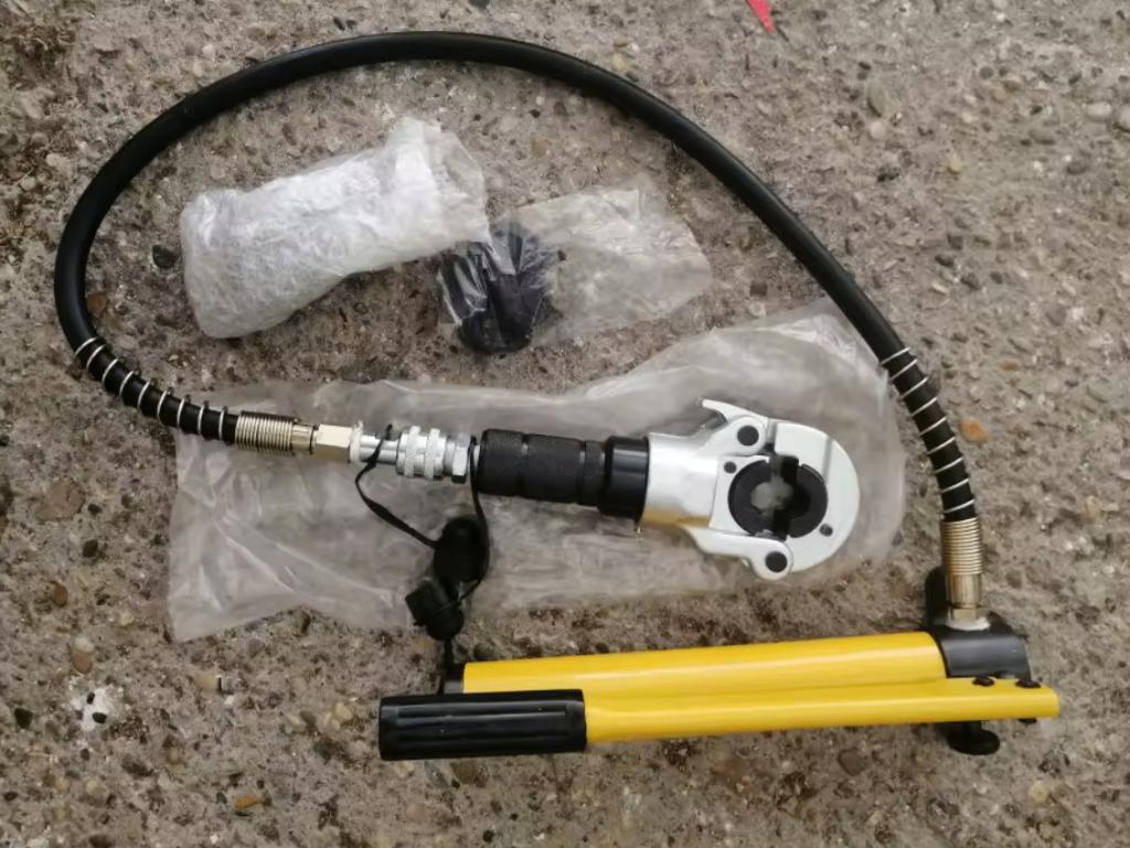 Pince à sertir hydraulique 6 tonnes multicouche, Bricolage & Construction, Compresseurs, Comme neuf, Envoi